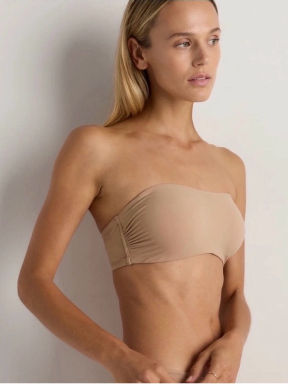 Strapless Bandeau Bralette - Black    R0197